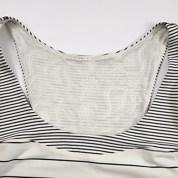 Lululemon Women's Racerback White Black Pin Striped Tank Top Stretch Size 6/8 - Picture 5 of 12